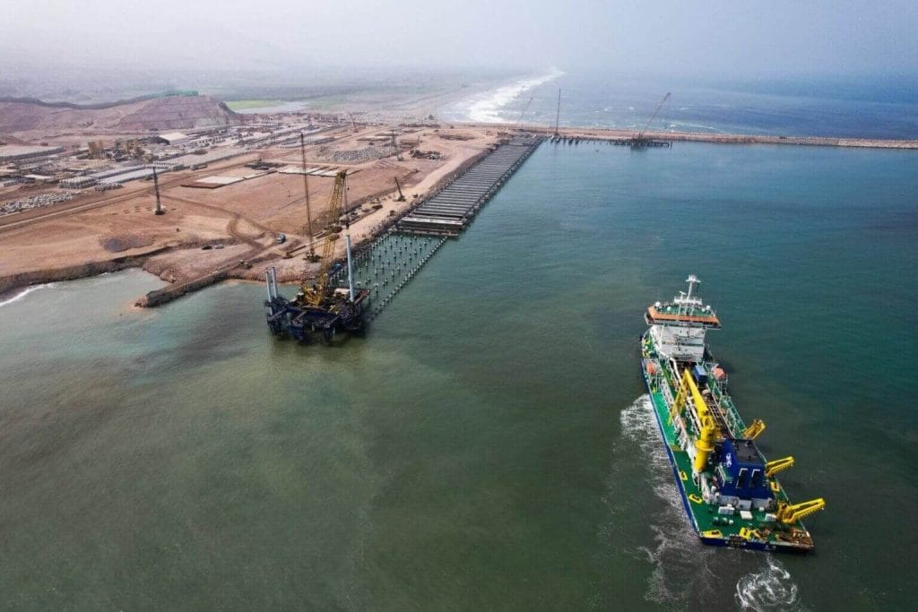 Inauguración del Mega-Puerto de Chancay: Un Hito en la Conexión Comercial entre Perú y China